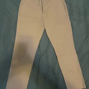 Men’s Banana Republic pants.